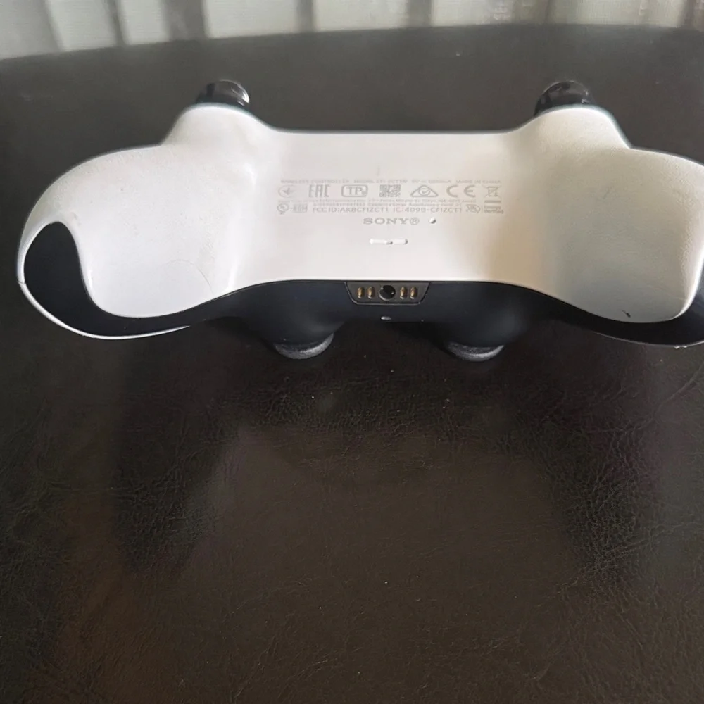 Sony dualsense controller